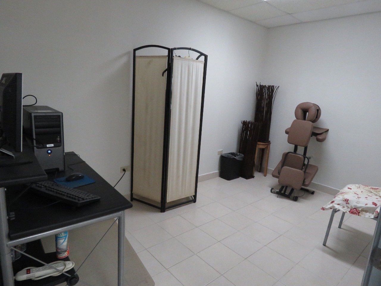 GUAYCURAS, TIJUANA, Baja California 22534, ,Local,En Venta,GUAYCURAS,1042