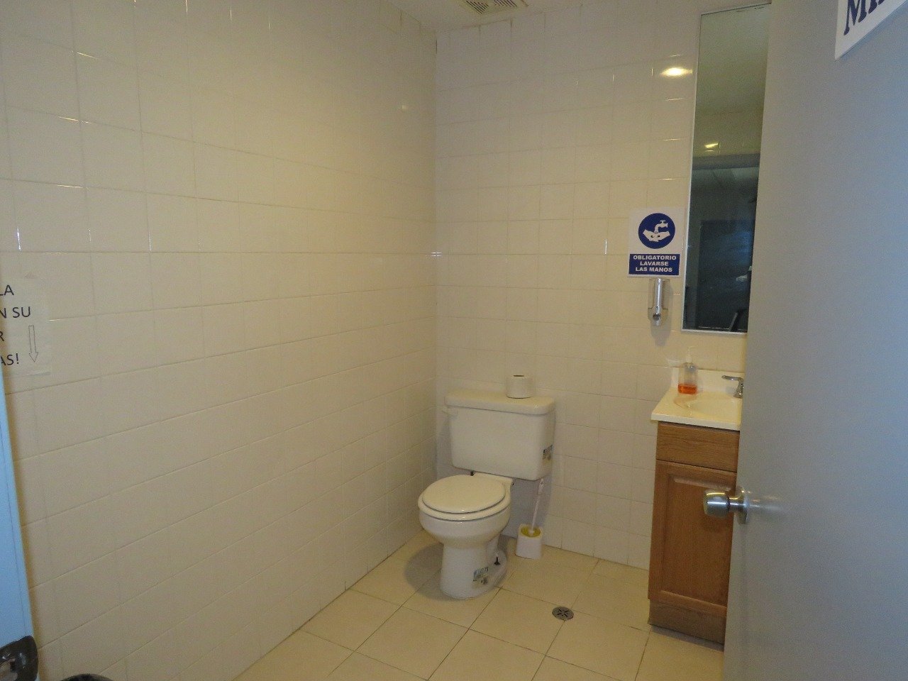 GUAYCURAS, TIJUANA, Baja California 22534, ,Local,En Venta,GUAYCURAS,1042